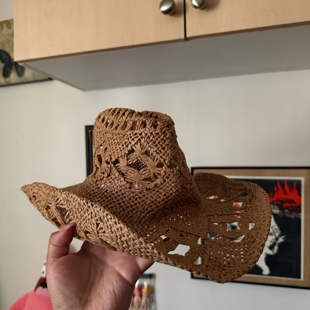 ❣️GARAGE Tan Woven Hat